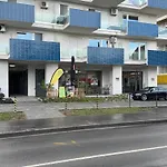 Paskal Rose Luxury Penthouse With Free Parking